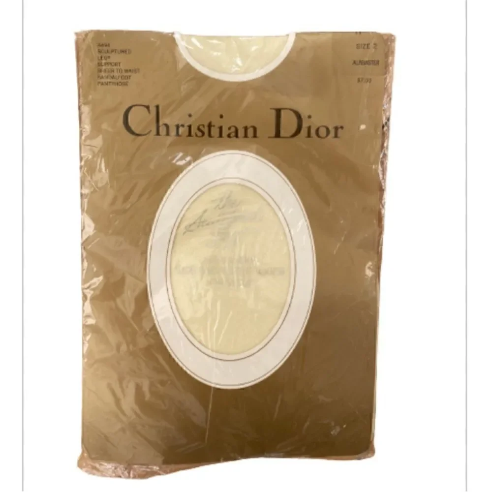 Christian Dior New Alabaster Sheer To Waist Sandalfoot Pantyhose Size 2